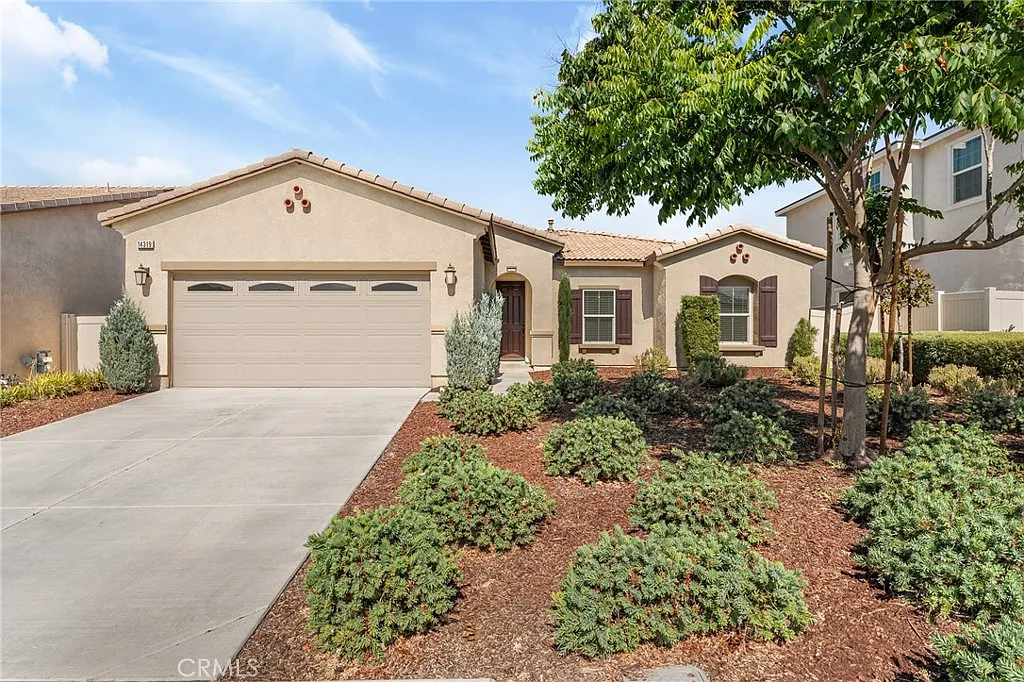 The Casa De Luna residence at golden hour in Moreno Valley